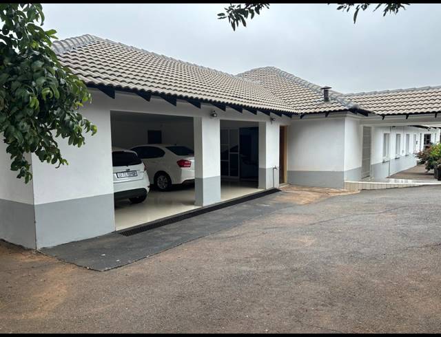 4 BEDROOM HOUSE TO LET IN WATERKLOOF RIDGE